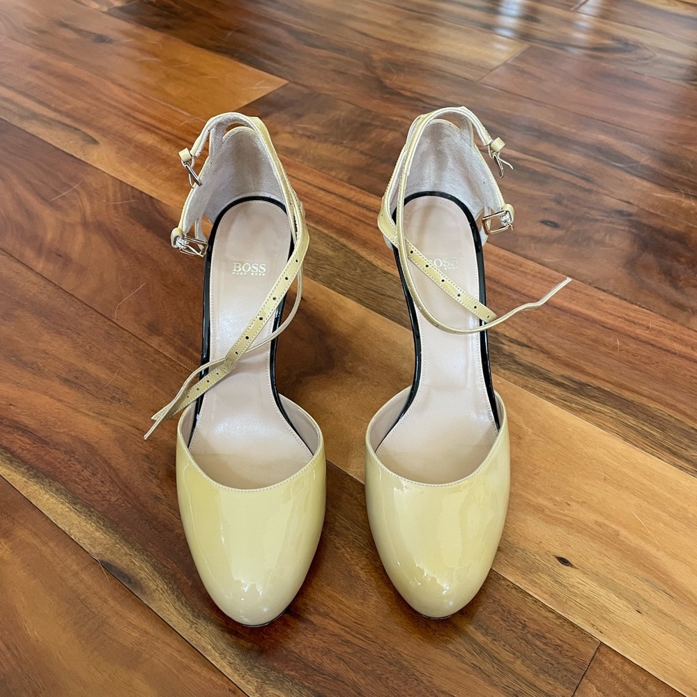 Hugo Boss Heels